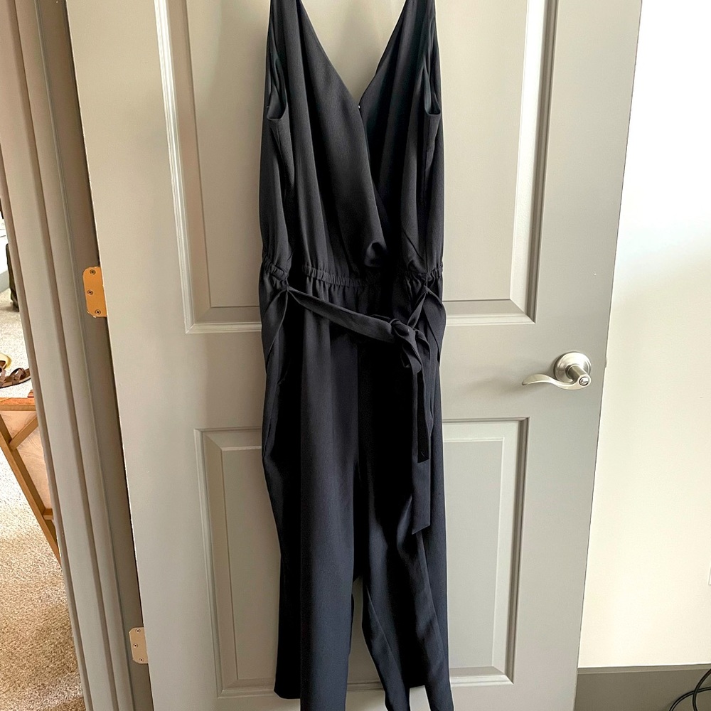 Black LOFT belted wide-legged jumper